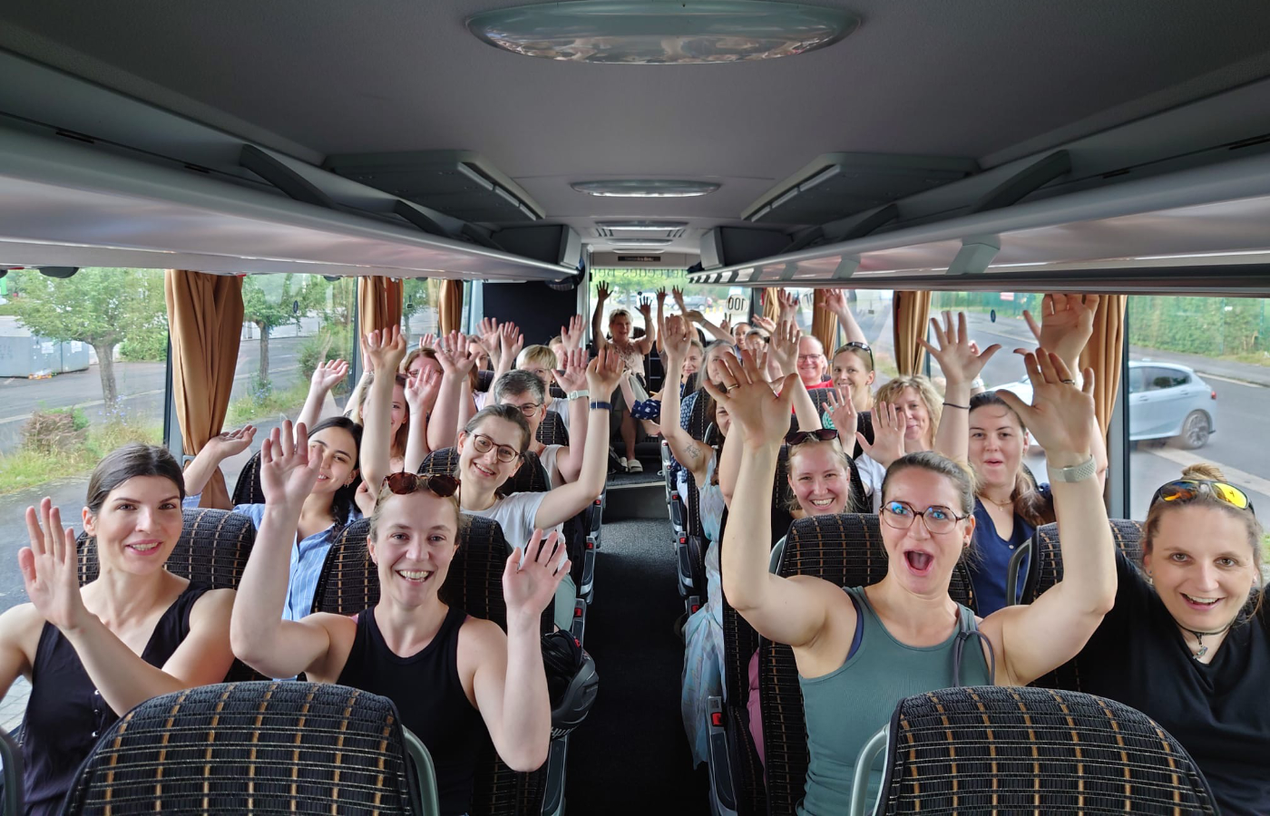 Zusammen im Bus Mitarbeiter Klinik